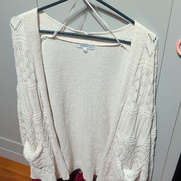 Forever 21 Sweaters - Forever 21 Ivory Knit Cardigan